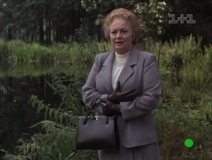 Фонове зображення Агата Крісті. Вбивати легко